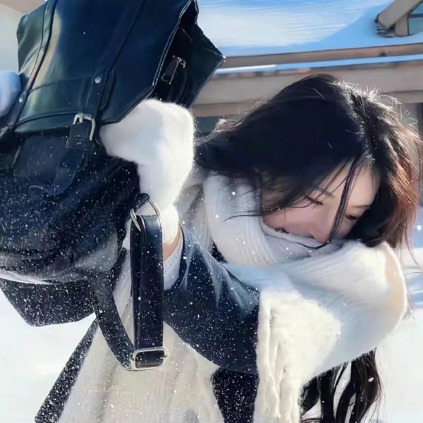 茉莉·梦妮与神奇的催眠书